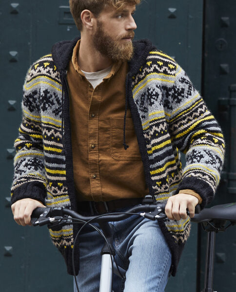 Dzija jakai/YARN for cardigan AUGUSTINE