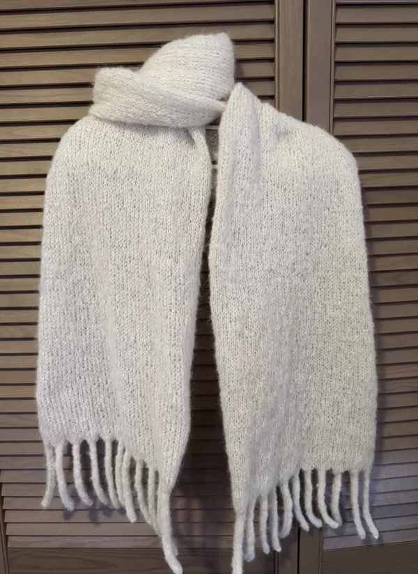 Šalle no alpakas ar zīdu. Noadīsim uz pasūtījumu (50 EUR, izpildes termiņš - viena nedēļa)
